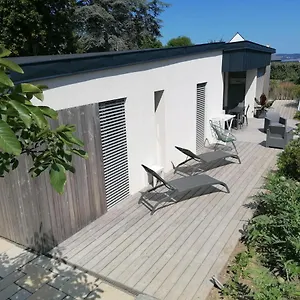 https://maison-contemporaine-locquirec.inbrittany.com